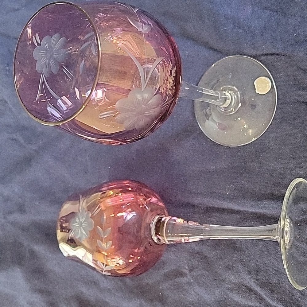 SIP Cranberry etched to clear wine glasses set of 2